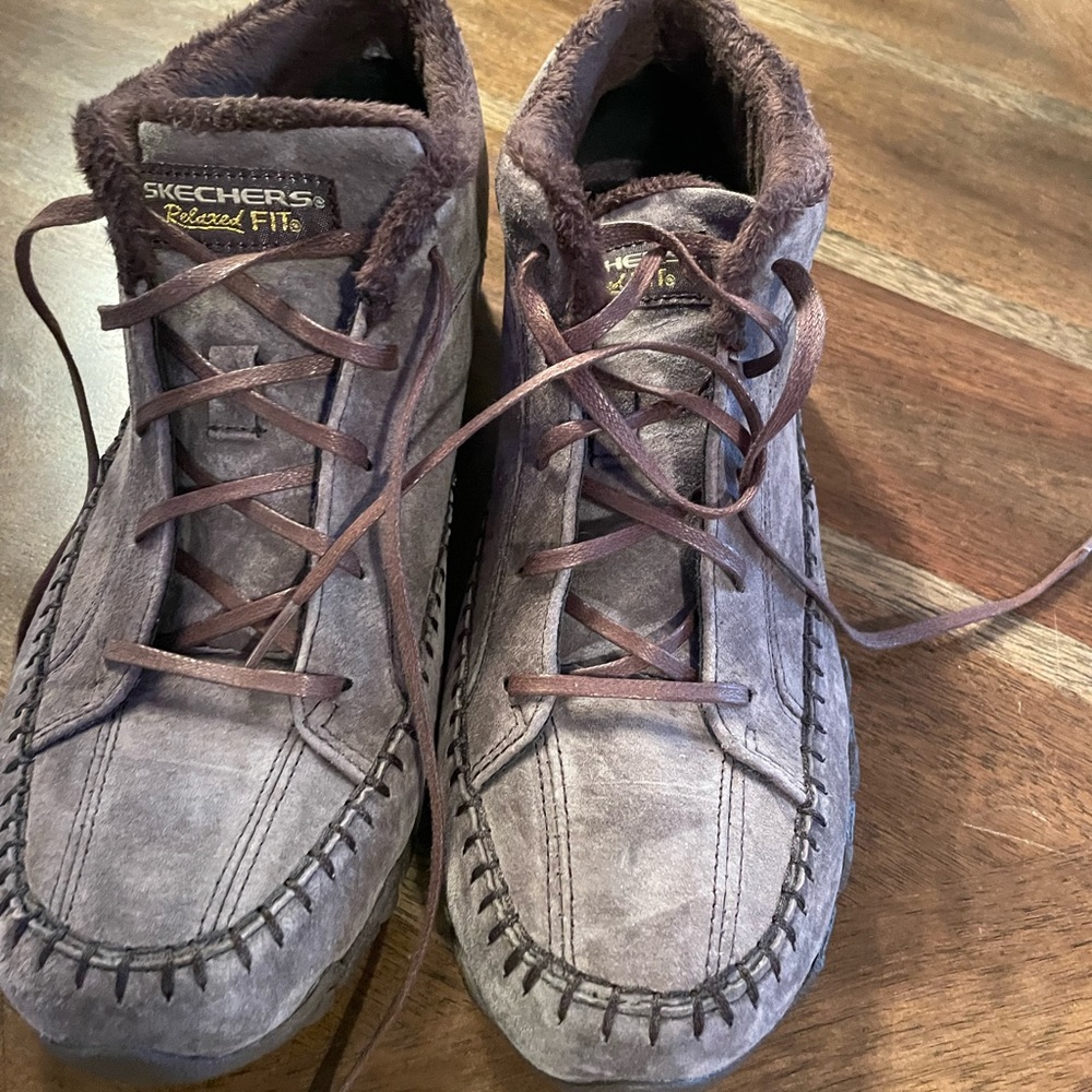 Skechers lace booty